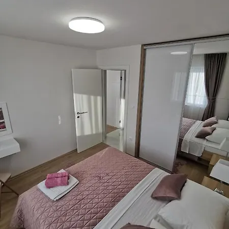 Luxury Apartments M&I * Sveti Filip i Jakov