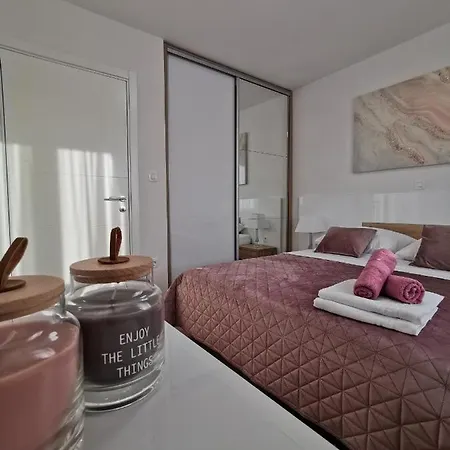 Luxury Apartments M&I * Sveti Filip i Jakov